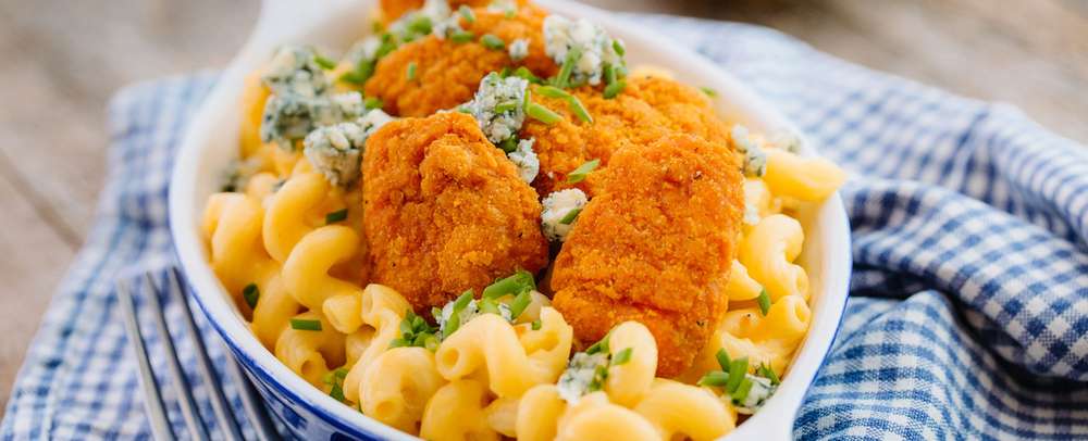 Macaroni and Cheese with Spicy Breaded Chicken Bites